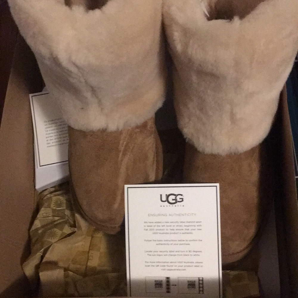 Brand new in box ugg patten boot size 9